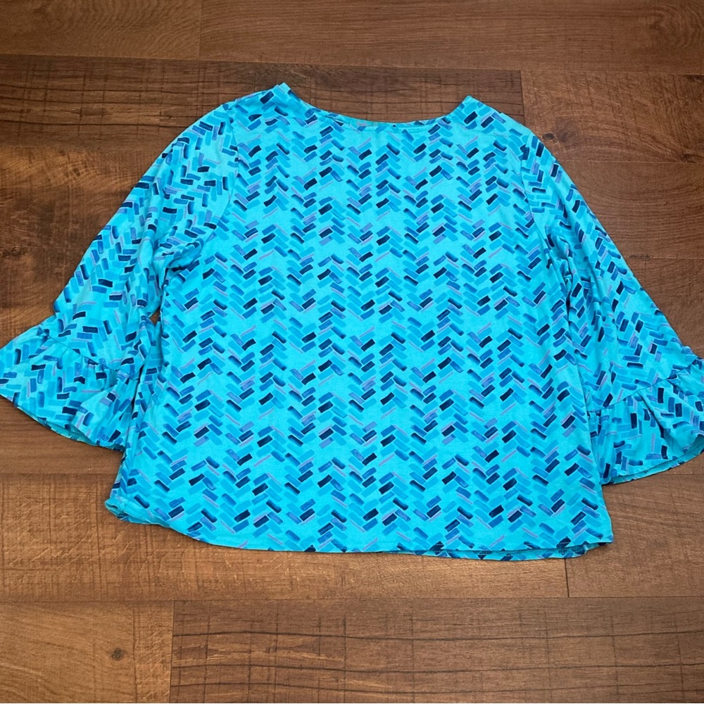 Fresh Produce Seaglass Maritime Mosaic Kira Ruffled Bell 3/4 Sleeve Top Plus 1X